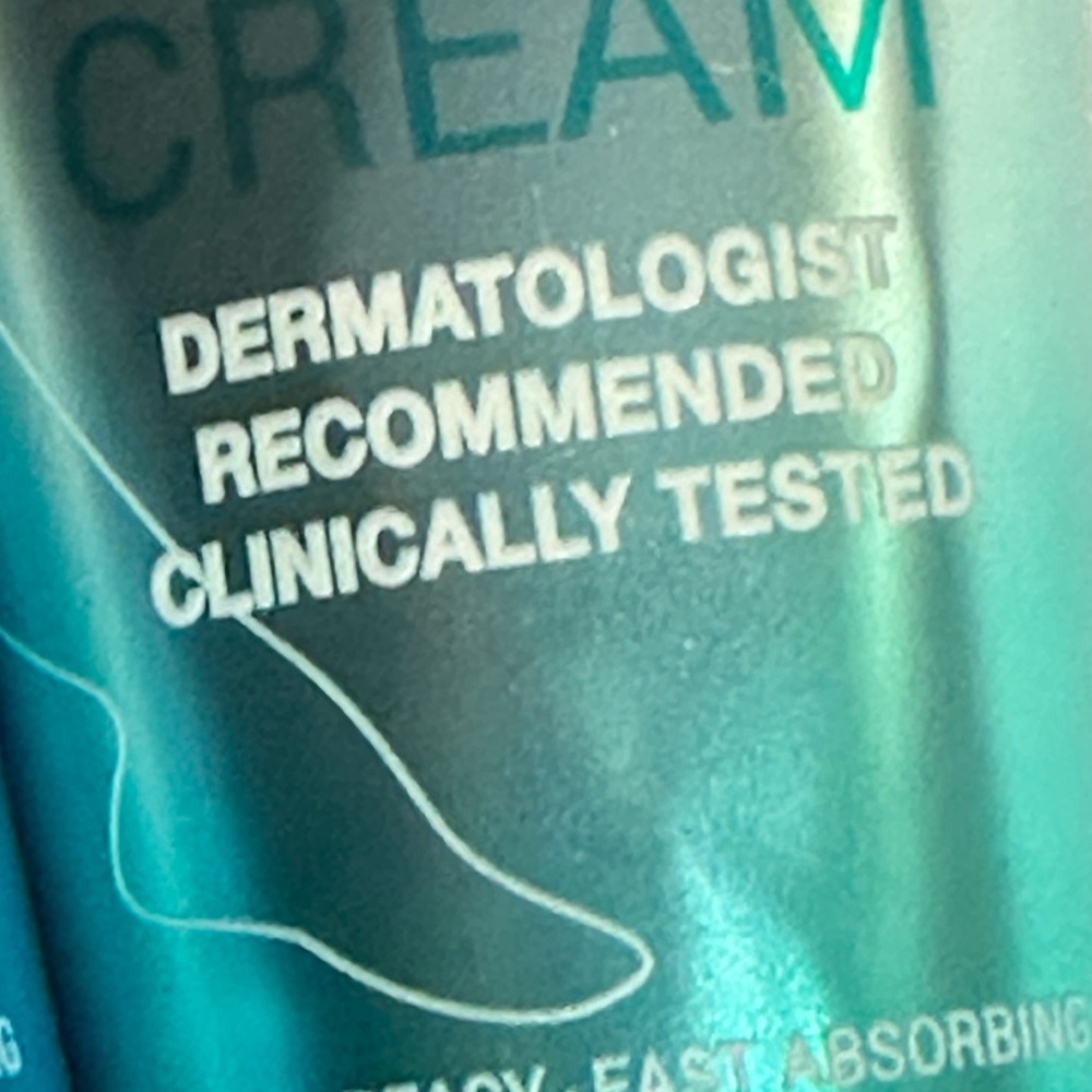 Dermasil Lab Platinum Foot Cream and Hand Cream - Picture 9 of 12